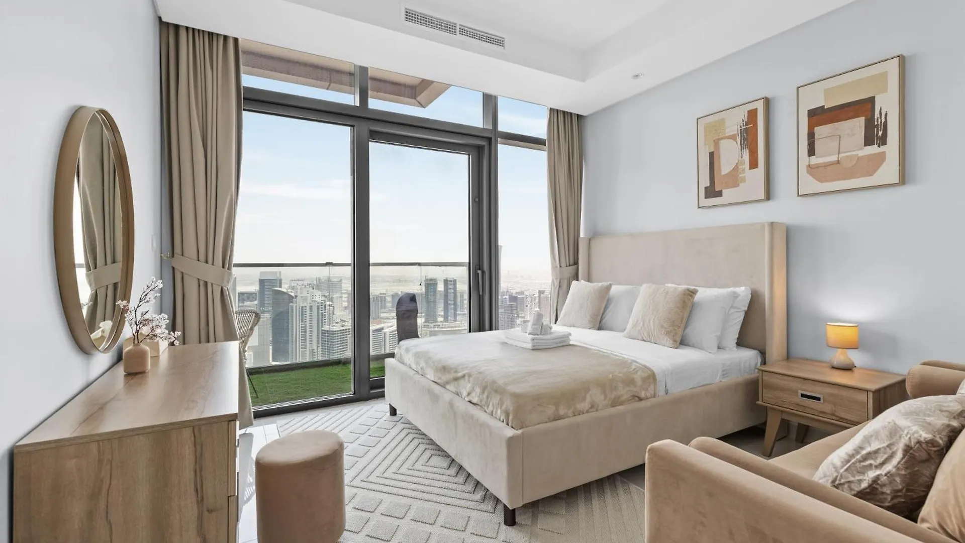 Luxury Stay With Burj Khalifa Views & Infinity Pool Dubai 0*,  United Arab Emirates