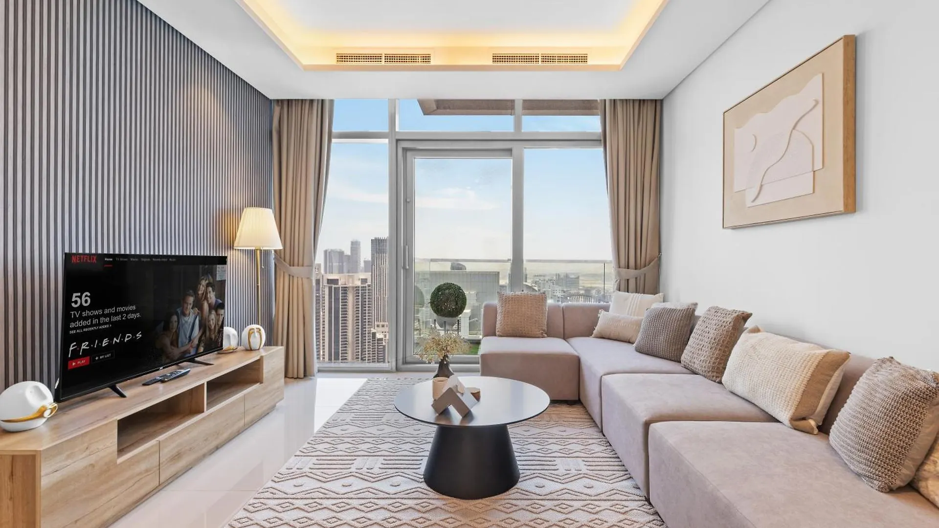 Apartment Luxury Stay With Burj Khalifa Views & Infinity Pool Dubai