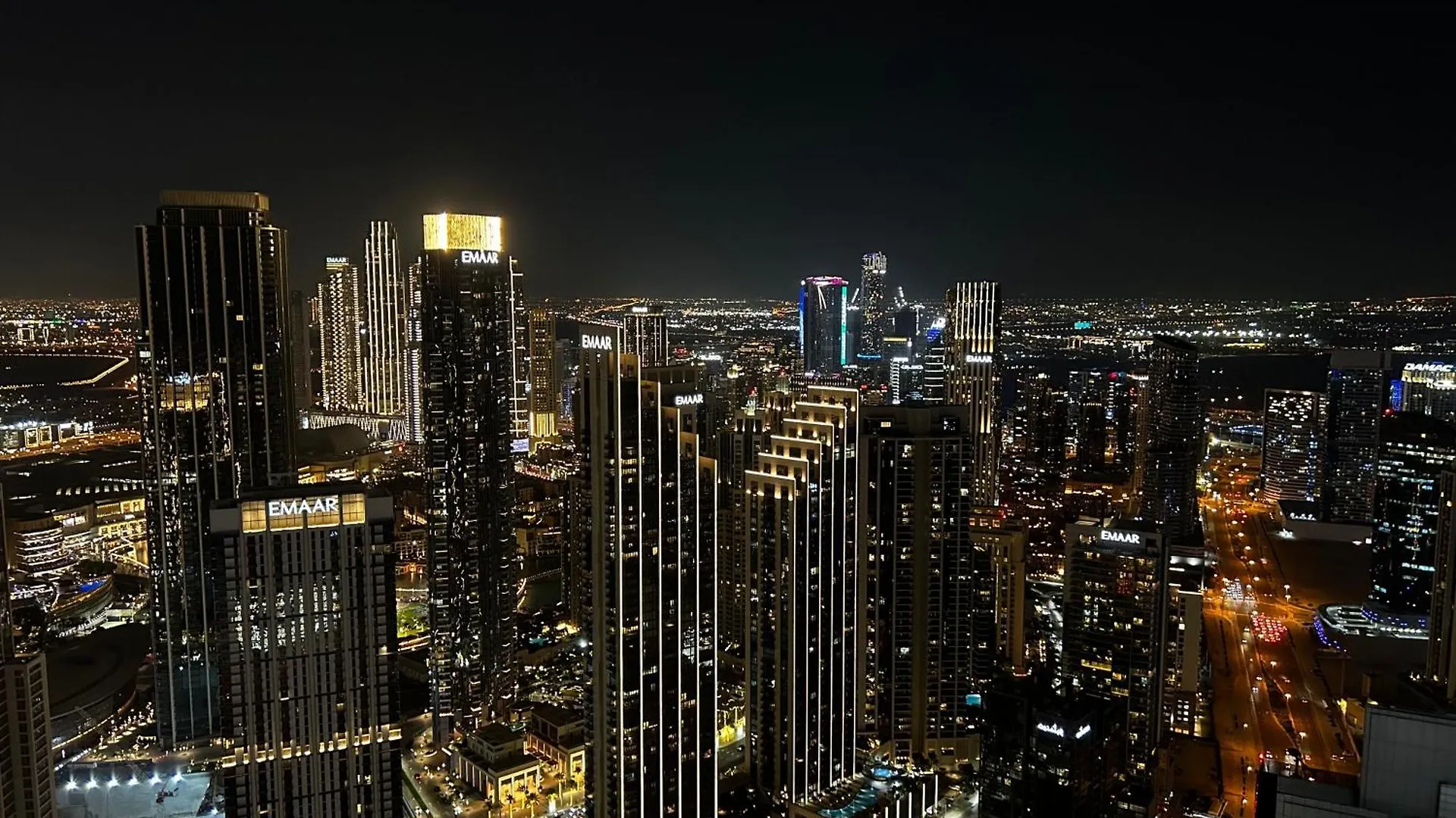 Apartment Luxury Stay With Burj Khalifa Views & Infinity Pool Dubai United Arab Emirates