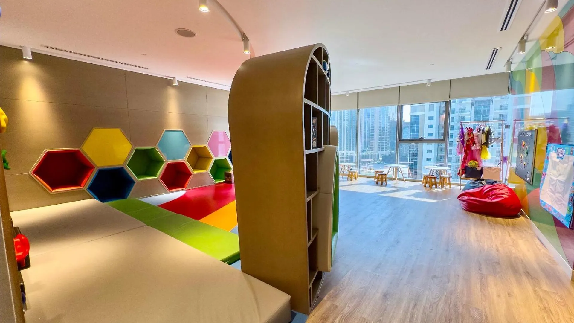 Apartment Luxury Stay With Burj Khalifa Views & Infinity Pool Dubai