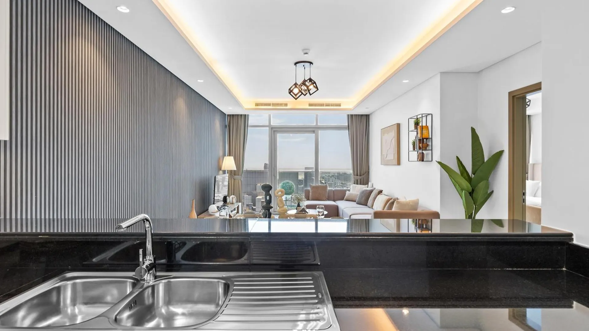 Luxury Stay With Burj Khalifa Views & Infinity Pool Dubai